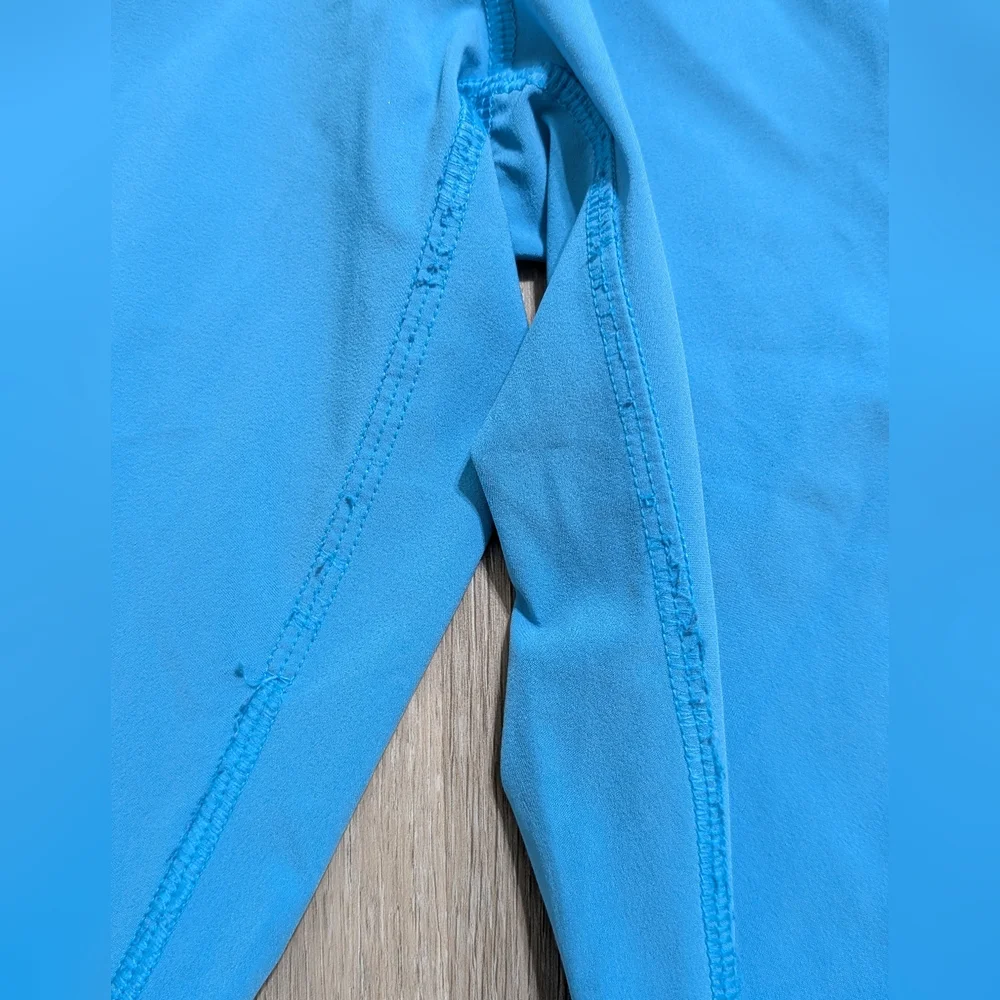 Lululemon Unlined Lightweight Blue Track Pants Rare - 8 - Preloved - Picture 4 of 13